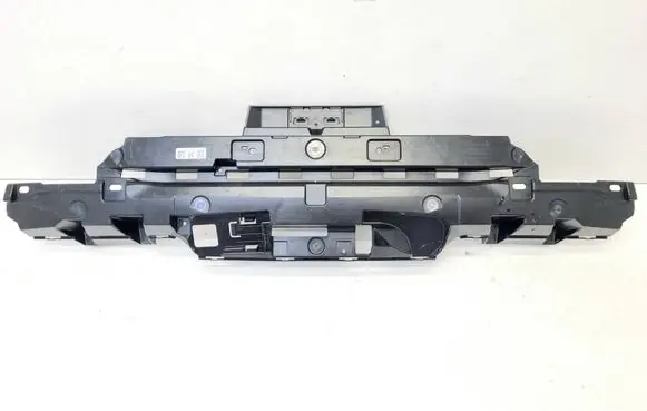 BMW 5 G60 G61 Rear bumper mounting bracket 8084702