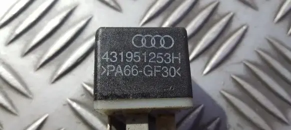 Volkswagen PASSAT B5 Other relay 431951253h