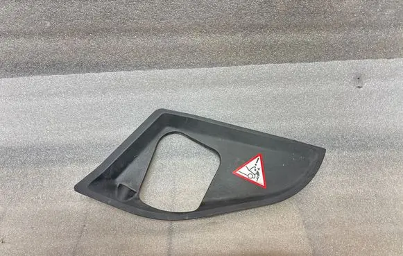 BMW 5 F10 F11 Engine bonnet/hood lock trim molding 1106002