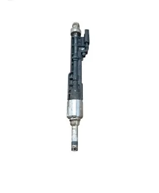 BMW 7 G11 G12 Fuel injector 8638255