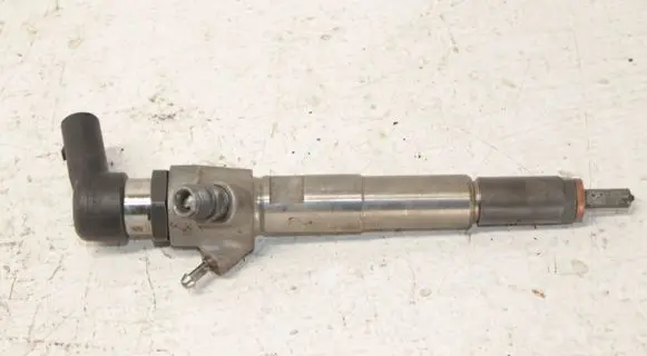Nissan Qashqai Fuel injector 8200903034 H8200704191