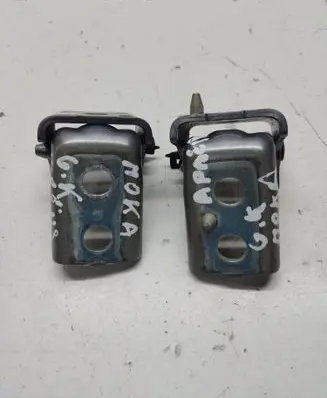Rear door hinge set