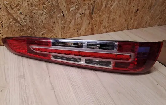 Rear/tail lights