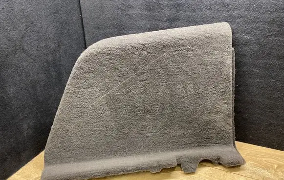 Land Rover Discovery 5 Trunk/boot side trim panel 