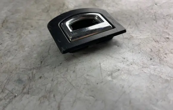 Volkswagen Golf IV Tie down hook / loop 1j0864203b