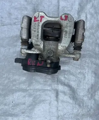 Jeep Renegade Brake caliper pad carrier rear 
