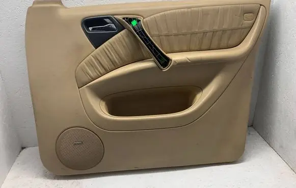 Mercedes-Benz ML W163 Front door card panel trim A163720366 VG2199 D01642868