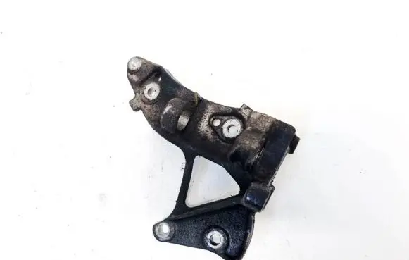 Citroen C4 I Engine mounting bracket 9653749480