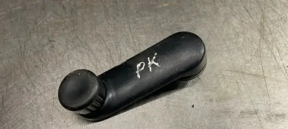 Renault Kangoo I Front door window winding handle 7700811387