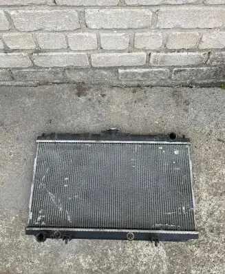 Nissan Almera N16 Coolant radiator