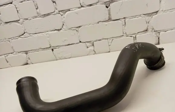 Mercedes-Benz Sprinter W901 W902 W903 W904 Intercooler hose/pipe