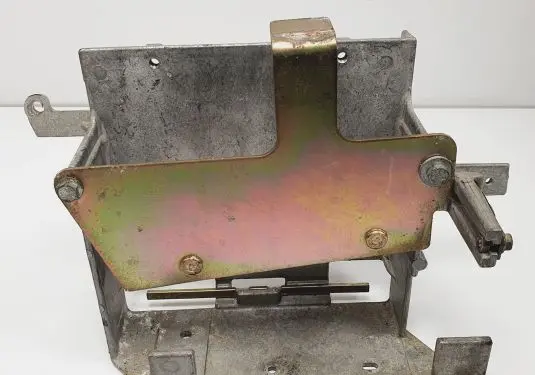Mercedes-Benz E W124 Engine control unit holder 1245404873