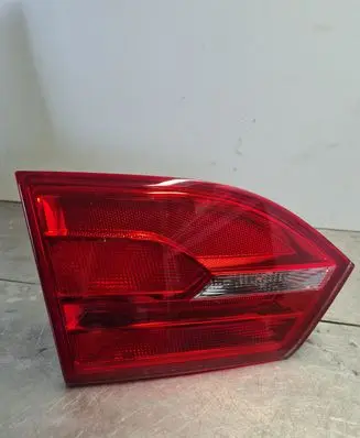 Volkswagen Jetta VI Tailgate rear/tail lights 5C6945259A 5C6945259