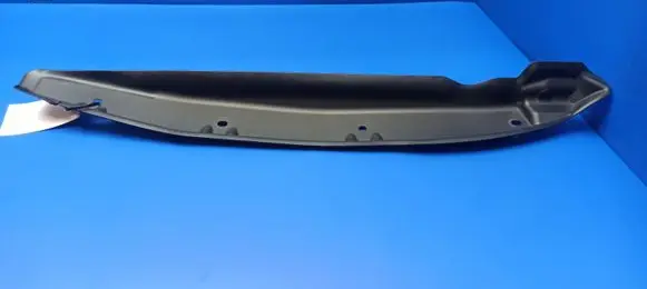 Mercedes-Benz R W251 Fender end trim 2518890225 A2518890225
