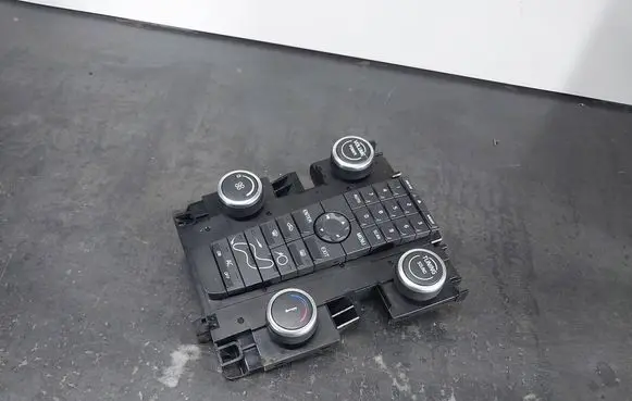 Volvo V50 Climate control/heater control trim 30782533