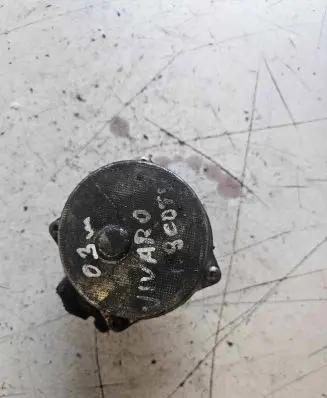 Opel Vivaro Vacuum pump