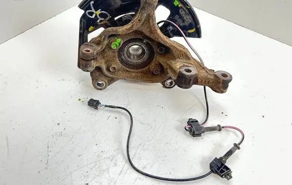 Front wheel hub