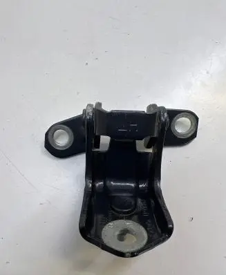 Rear door upper hinge