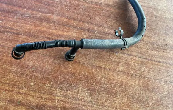 BMW 3 E90 E91 Vacuum line/pipe/hose 16321010