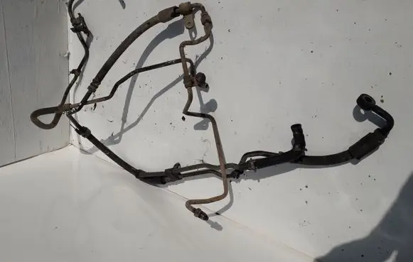 Mazda 626 Power steering hose/pipe/line
