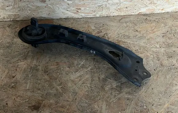 KIA Sorento Rear upper control arm/wishbone