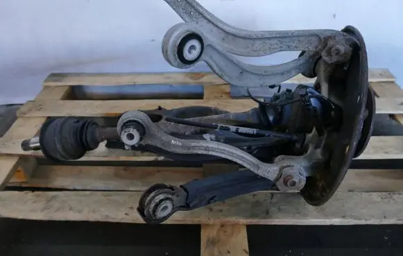 Mercedes-Benz C W204 Rear wheel hub