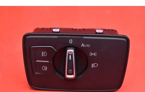 Volkswagen PASSAT CC Light switch 3G0941633H