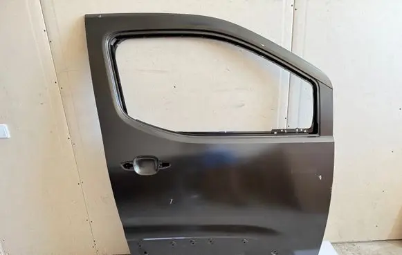 Citroen Berlingo Front door 9843488980