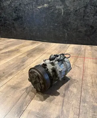 Opel Insignia A Air conditioning (A/C) compressor (pump) P22861236 3308501504