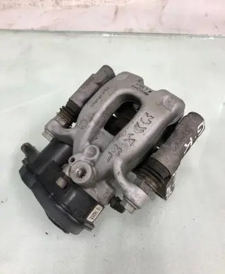Opel Mokka B Rear brake caliper 9842295280
