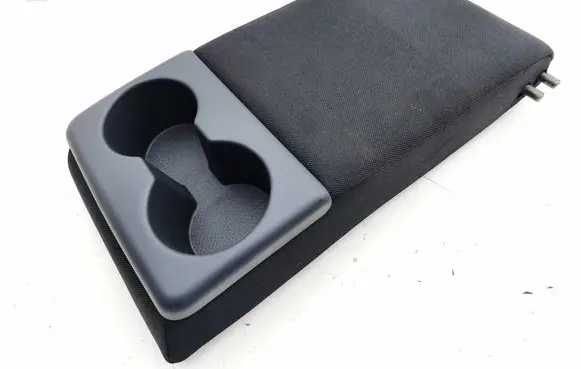 Hyundai i30 Rear seat armrest 