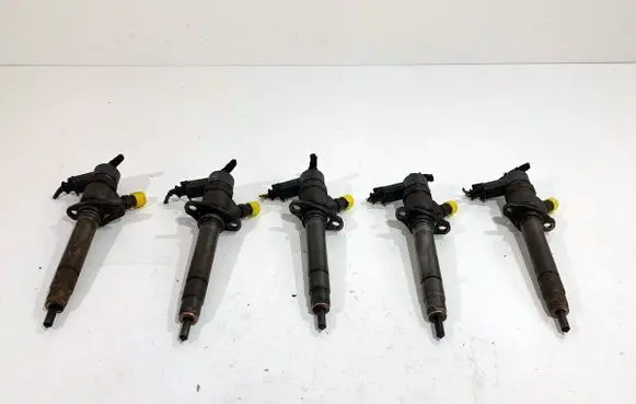 Volvo S60 Fuel injectors set 313032590986435120