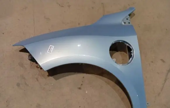 Renault Fluence Fender 
