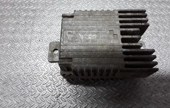 Coolant fan relay