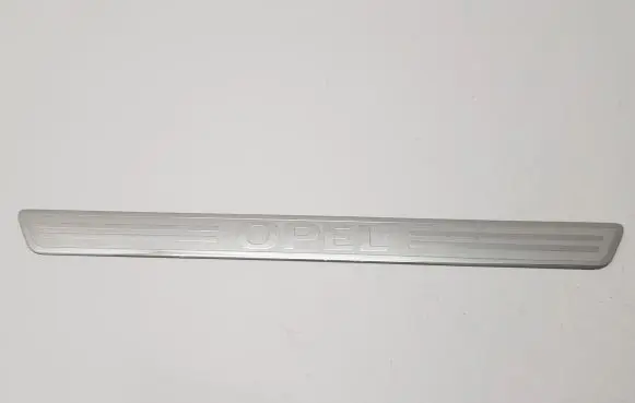 Opel Crossland X Front sill trim cover 498166255 13267113