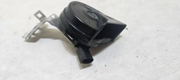 Volkswagen Golf VII Horn signal 5Q0951221A