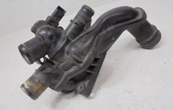 Citroen C3 Thermostat housing V754184680