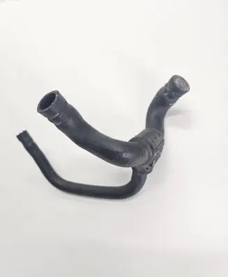 Audi A4 S4 B5 8D Coolant pipe/hose 058121058Q