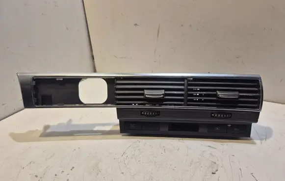 Audi A6 S6 C6 4F Dash center air vent grill 4F1820951