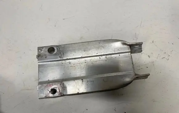 Mercedes-Benz C W204 Front bumper mounting bracket A2046201195
