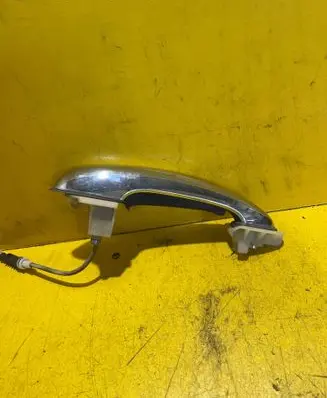 Mini Cooper Countryman R60 Front door exterior handle
