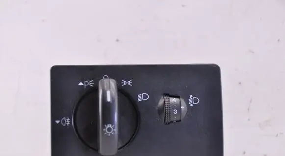 Light switch