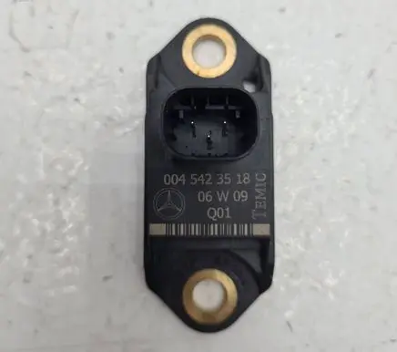 Mercedes-Benz S W221 Acceleration sensor 0045423518 06W09