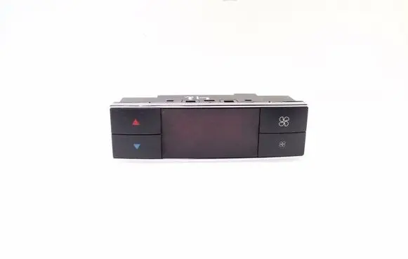Mercedes-Benz E W212 Climate control unit 2048303290