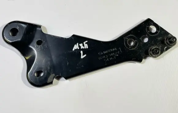Mazda MX-5 ND Steering rack mounting bracket N2433462Y