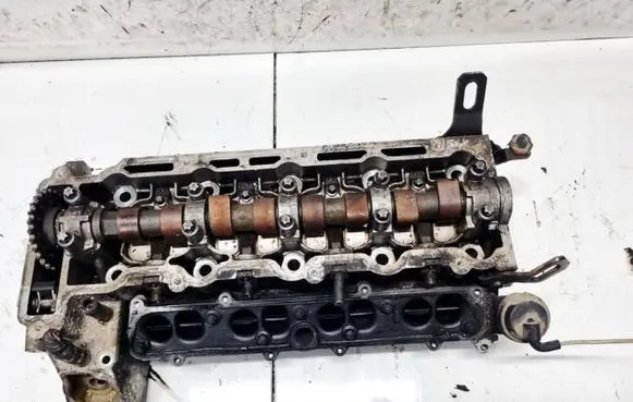 Opel Vectra B Engine head R9128018