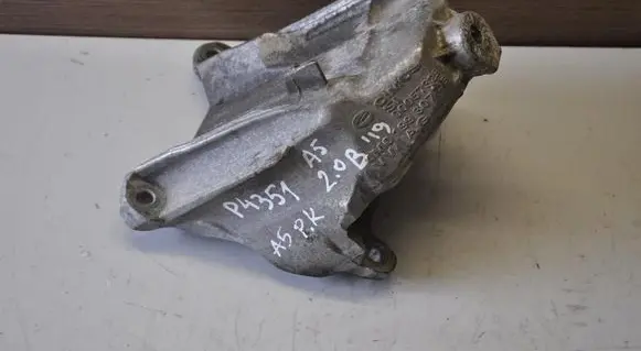 Audi A5 Engine mounting bracket 4M0199307CB