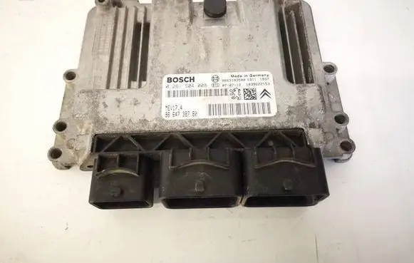 Peugeot 207 Engine control unit/module 9664738780
