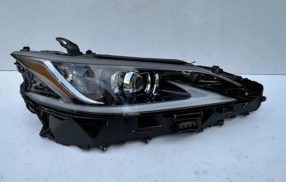 Lexus UX Headlight/headlamp ES300H