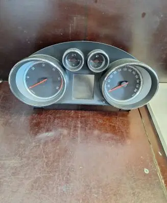 Opel Insignia A Speedometer (instrument cluster) 22783072 365903926